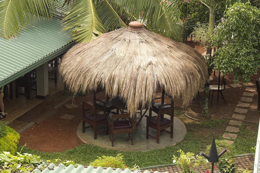Thumbelina Apartments & Hotel Aluthgama Εξωτερικό φωτογραφία