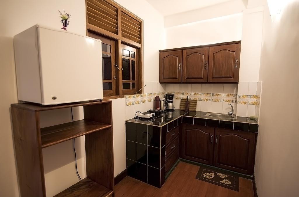 Thumbelina Apartments & Hotel Aluthgama Εξωτερικό φωτογραφία