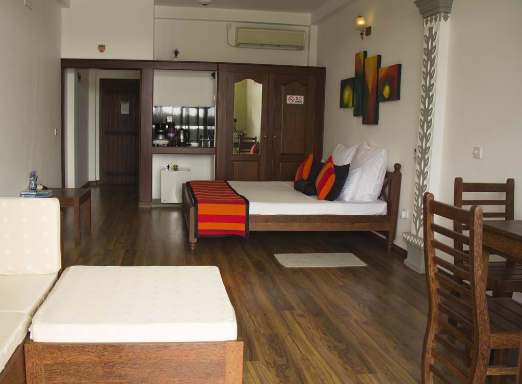 Thumbelina Apartments & Hotel Aluthgama Εξωτερικό φωτογραφία