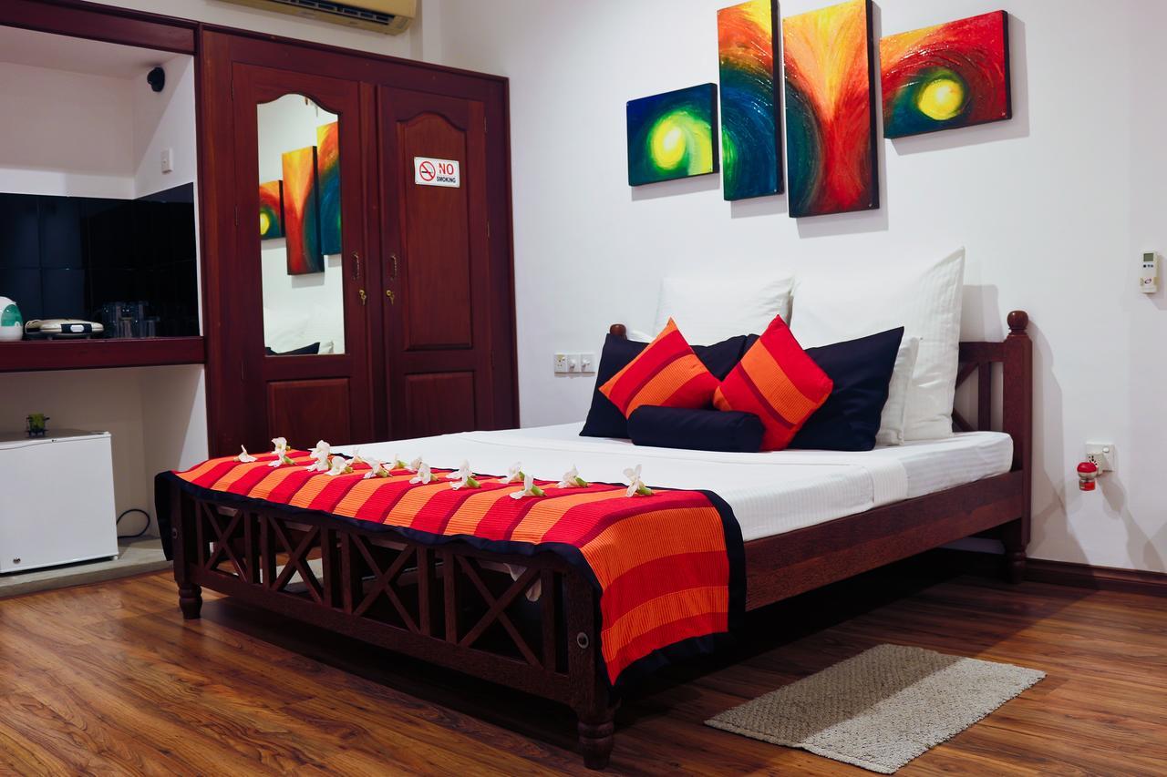 Thumbelina Apartments & Hotel Aluthgama Εξωτερικό φωτογραφία