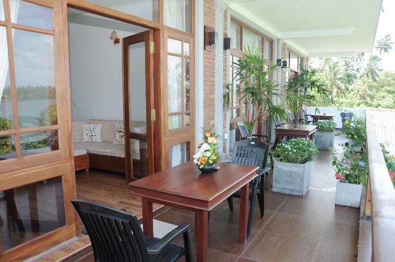 Thumbelina Apartments & Hotel Aluthgama Εξωτερικό φωτογραφία